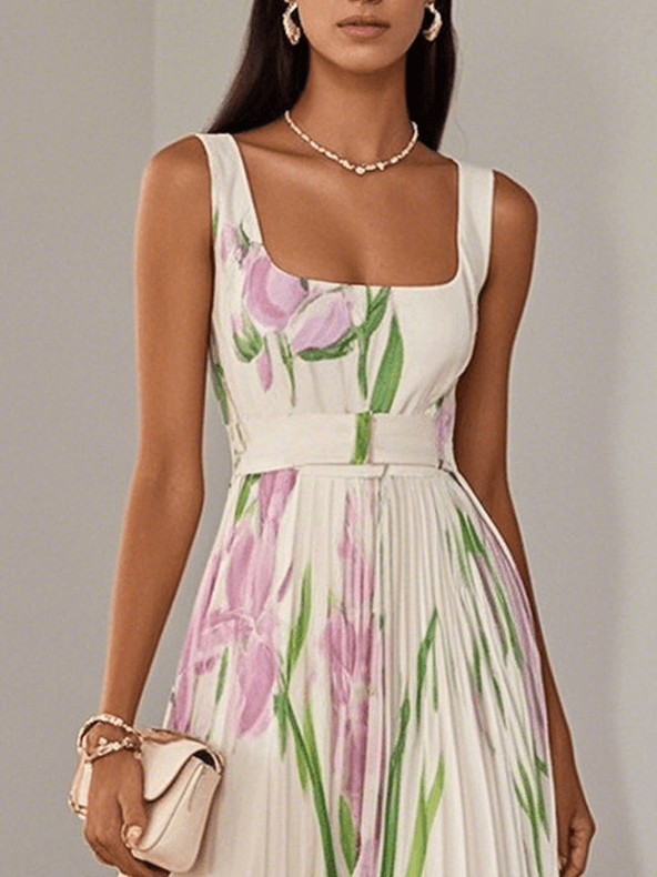 Abito maxì in chiffon plissettato floreale bianco con scollatura quadrata e senza maniche a linea A