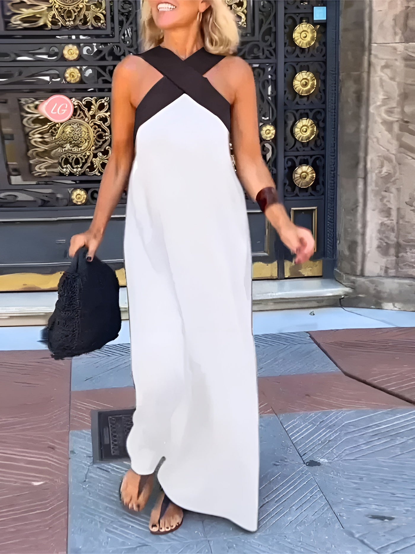 Delphine | Vestito corto a forma di croce